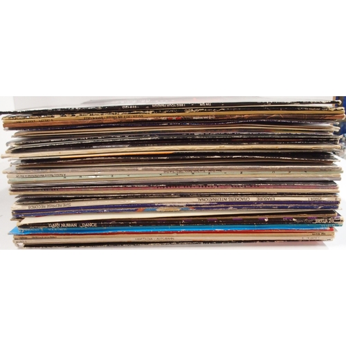 463 - VINYL RECORDS a collection of EP and LP records in 4 boxes with Alphaville, Alison Moyet, A-Ha, ABC,... 