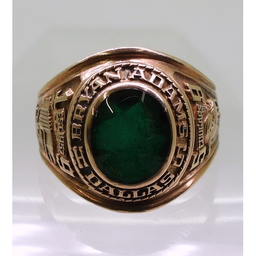 748 - A 10k gold American college ring, for Bryan Adams High School Dallas 1959 Cougars, size Gents size 3... 