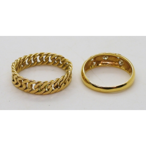 800 - A yellow metal ring stamped 95%, size M, together with an Arabic hallmarked ring of chain link desig... 