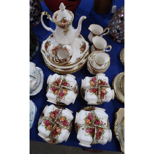 240 - A Royal Albert Old Country Roses tea/coffee set comprising cups, saucers, side plates, milk and crea... 