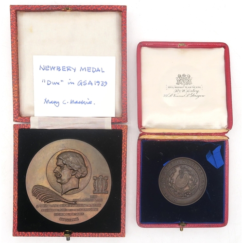 459 - Glasgow School of ArtA cased Newberry Medal awarded to Mary Campbell Mackie, June 1943Provenance: Ma... 