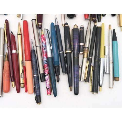 475 - A mixed collection of fountain and ballpoint pens, to include Waterman, Queensway etc.