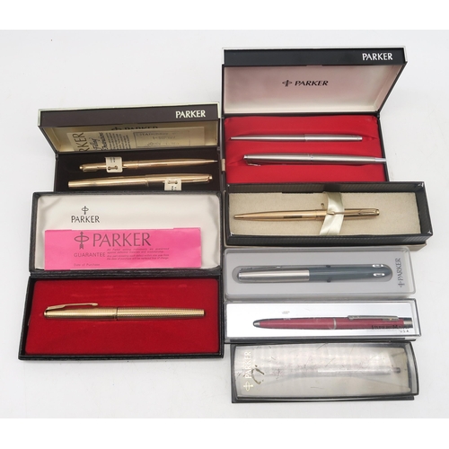 513 - A large quantity of pens, largely by Parker, to include various gold filled/rolled gold examples