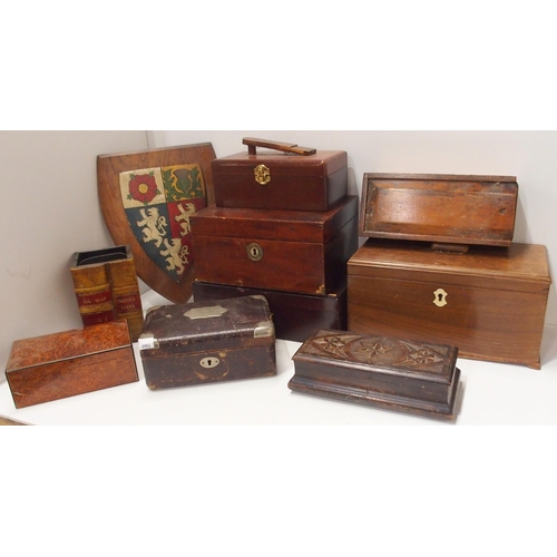 518 - Assorted boxes, to include an amboyna-veneered cigarette box, a velvet-lined leather-clad jewellery ... 