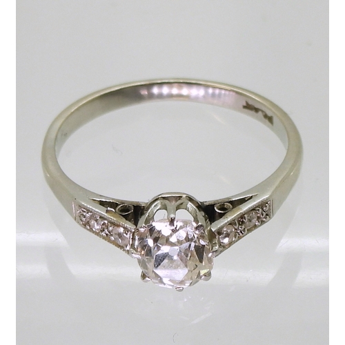 2704 - A VINTAGE DIAMOND SOLITAIRE RINGclassic platinum crown mount set with an estimated approx. 0.86cts c... 