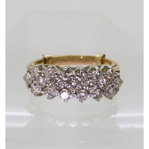 2706 - AN 18CT GOLD DIAMOND CLUSTER RINGset with estimated approx 0.50cts of brilliant cut diamonds. finger... 