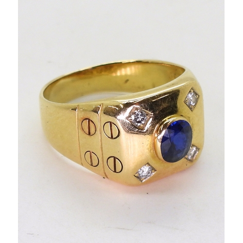 2732 - A SAPPHIRE & DIAMOND RINGmade in bright yellow metal, set with a 6mm x 5mm x 2.8mm sapphire, fur... 