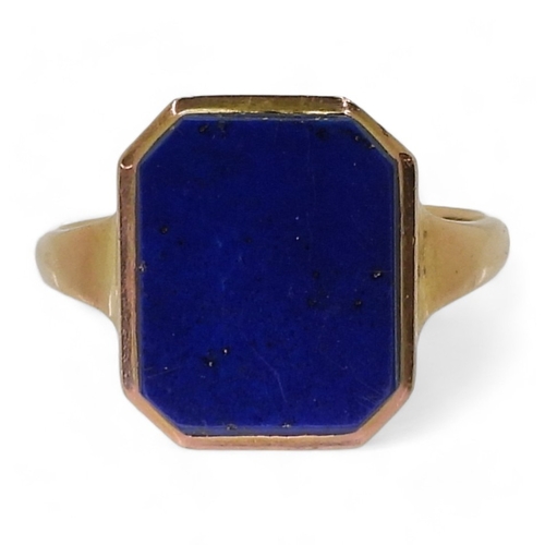 2742 - A LAPIS LAZULI SIGNET RINGin a 9ct rose gold mount, made by Shipton & Co, finger size P, weight ... 