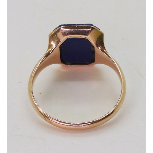 2742 - A LAPIS LAZULI SIGNET RINGin a 9ct rose gold mount, made by Shipton & Co, finger size P, weight ... 