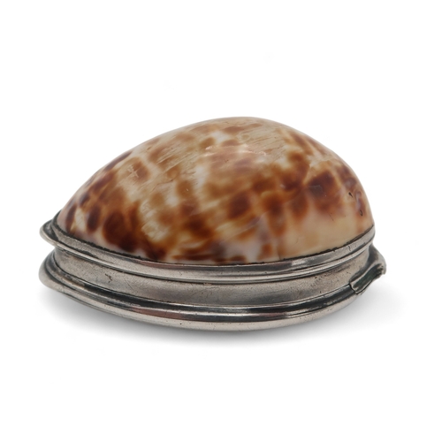 2500 - AN UNUSUAL SCOTTISH SILVER-MOUNTED COWRIE SHELL SNUFF BOXunmarked, inset with an amber cairngorm to ... 