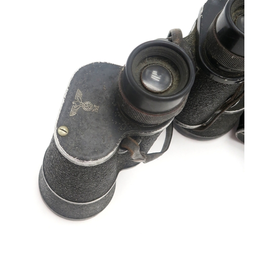 2606 - A PAIR OF WW2 GERMAN THIRD REICH 7x50 BINOCULARS BY CARL ZEISS, JENAThe left top plate marked with R... 