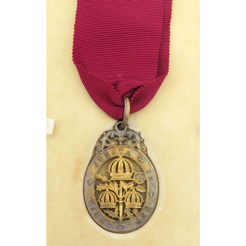 2616 - A MOST HONOURABLE ORDER OF THE BATH, C.B. COMPANION'S NECK BADGEBy Garrard & Co., in silver-gilt... 