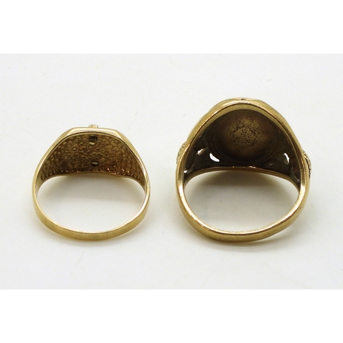 9000 - Two Scottish themed signet rings, sizes S1/2 and V1/2, weight 12.2gms (2)