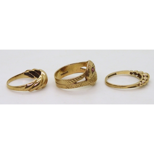 9020 - Three 9ct gold rings, a snake ring, size O1/2, a bobble ring size O1/2, and another size N, weight 8... 