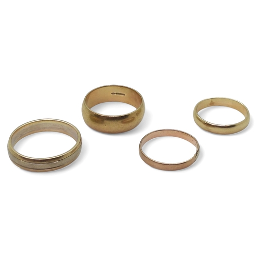 9023 - Four 9ct gold wedding rings, bi colour size W, wide size U, the other two both P1/2, weigh together ... 