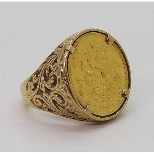 9035 - 1903 full gold sovereign in a 9ct gold ring mount, finger size V, weight 17.1gms