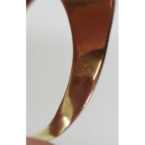 9037 - An 18ct gold 'Fidelity' brand wedding ring, size O1/2, weight 2.7gms together with a yellow metal si... 