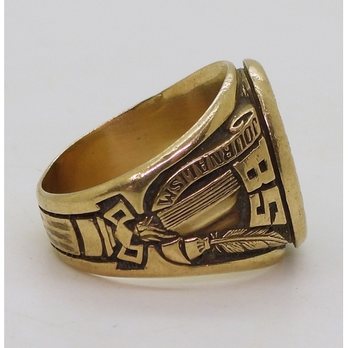 9055 - A 10k gold American college ring, for Oklahoma State University 1994, set with a clear gem, size W1/... 