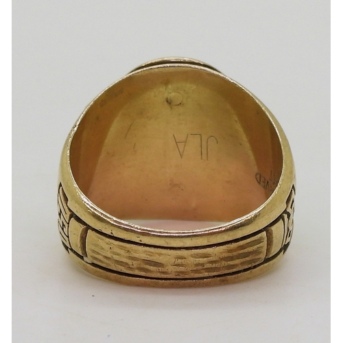 9055 - A 10k gold American college ring, for Oklahoma State University 1994, set with a clear gem, size W1/... 