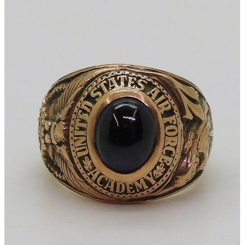 9058 - A 14k gold American College ring for United States Air Force Academy 1971, made by Justine, finger s... 