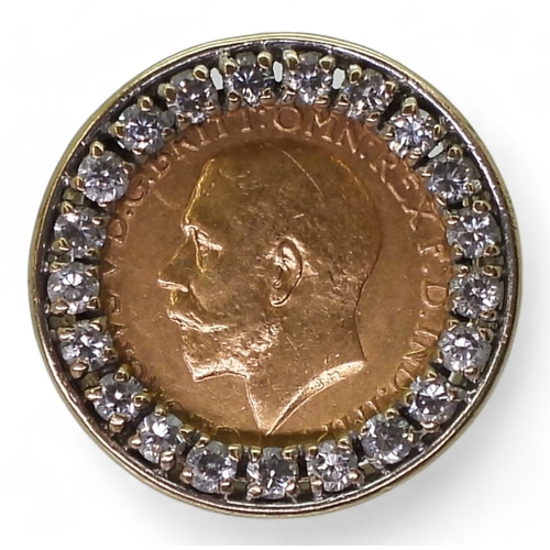 9123 - A 1912 gold full sovereign in a 9ct gold ring mount with a circle of cubic zirconas around the coin,... 