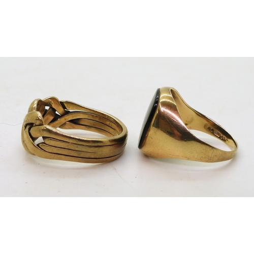 9131 - A 9ct gold puzzle ring, (soldered shut) size V, and a 9ct onyx signet ring, size R, weight together ... 