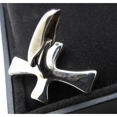 896 - A pair of silver Georg Jensen cross shaped cufflinks, pattern number 565 in original box