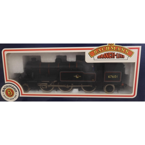 541 - A boxed Bachmann Branch-Line 00-gauge 32-979Y Class 66 Diesel 66301 Fastline locomotive, with an old... 