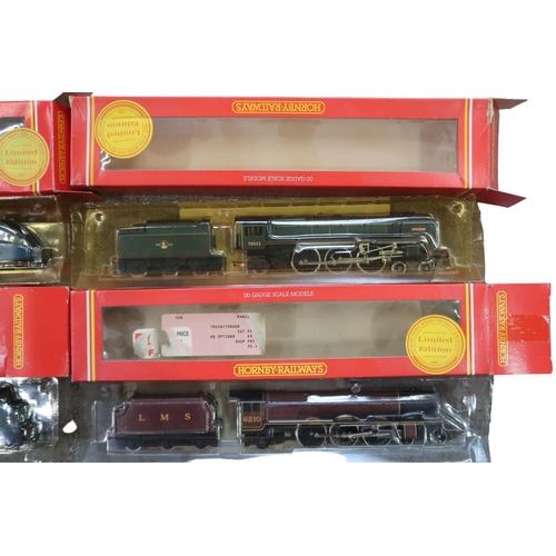 545 - A boxed Hornby 00-gauge Limited Edition R376 LNER Class A4 