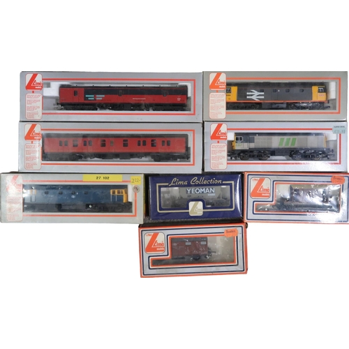 550 - An assortment of boxed Lima 00-gauge locomotives and stock (8)