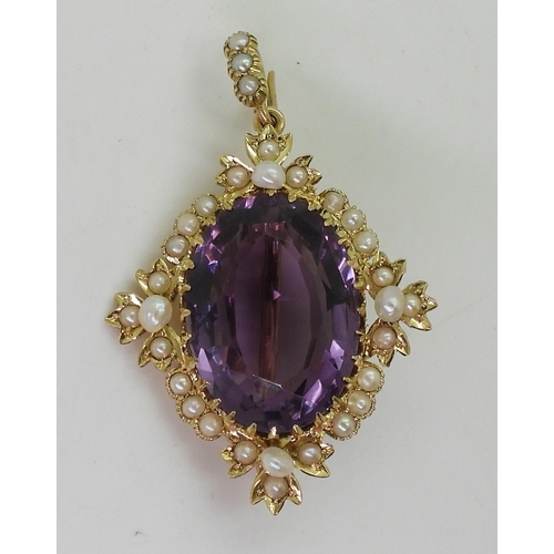 2781 - A 15CT GOLD PENDANT, set with a large amethyst of 20mm x 14.5mm, surrounded with freshwater pearls, ... 