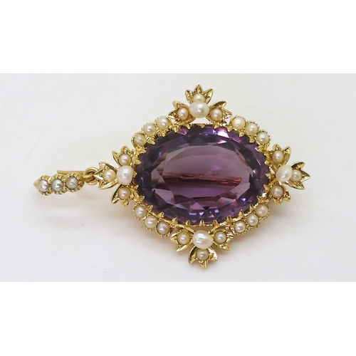 2781 - A 15CT GOLD PENDANT, set with a large amethyst of 20mm x 14.5mm, surrounded with freshwater pearls, ... 