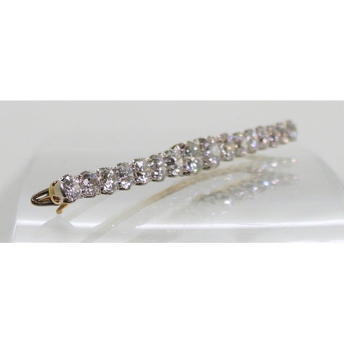 2802 - AN OLD CUT DIAMOND BROOCHset with estimated approx 1.62cts of old cut diamonds, in a classic crown g... 