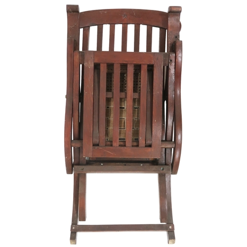 2005 - AN EARLY 20TH CENTURY STAINED BEECH WHITE STAR LINE STEAMER FOLDING DECK CHAIR railed backrest carve... 