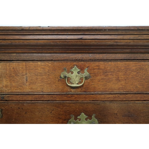 2020 - A GEORGIAN OAK CHEST ON CHEST top chest with moulded cornice over two short over three long dra... 