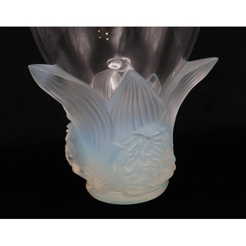 2262 - A LALIQUE LIMITED EDITION PIVOINES (PEONIES) VASEthe clear glass body with opalescent moulded flower... 