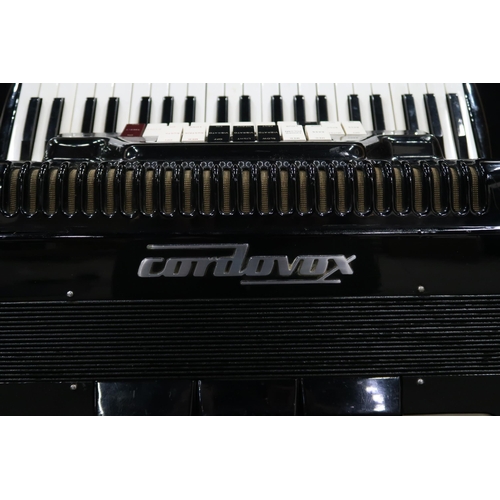 318 - CORDOVOX a Cordovox 120 bass 41 key piano accordion with case In 1962, a Farfisa technical team led ... 