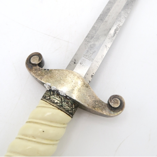 2619 - A WW2 GERMAN THIRD REICH ARMY OFFICER'S DAGGER BY ROBERT KLAAS, SOLINGENWith maker's name engraved t... 