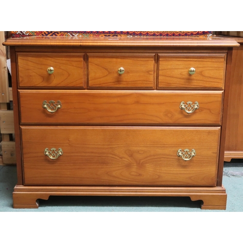 68 - A contemporary Younger three short over two long chest of drawers, 67cm high x 86cm wide x 46cm deep