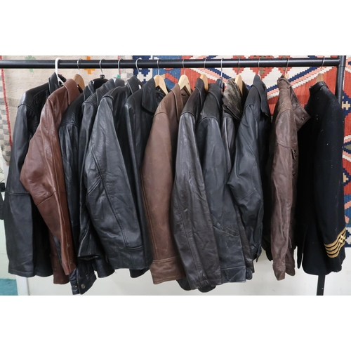 70J - A lot of twelve assorted gents leather coats/jackets and a military coat (13) 