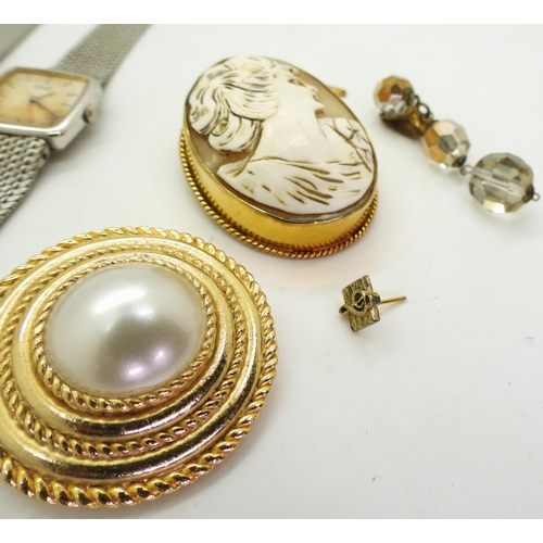 836 - A 9ct gold mounted cameo brooch, weight 14.3gms, a ladies Avia watch, Seiko watch and other items of... 