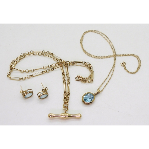 838 - A 9ct gold 'T' bar necklace chain length 44cm, and a blue topaz pendant  and earrings, weight t... 