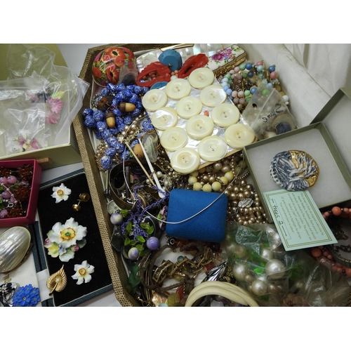 901 - A miniature oriental chest of drawers, mother of pearl buttons, deco buckles, Crown Derby flower jew... 