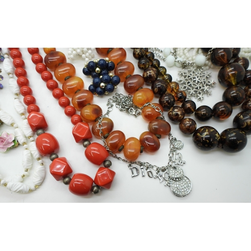 927 - Vintage costume jewellery beads  and pendants to include a Michaela Frey enamelled bangle