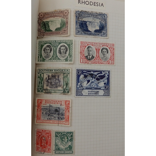 315 - The F.G. Cadet Album a worldwide stamps used and hinged  