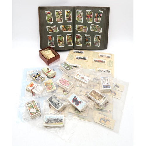 369 - A collection of Wills cigarette cards, gathered in sets, including British Butterflies, Wonders of t... 