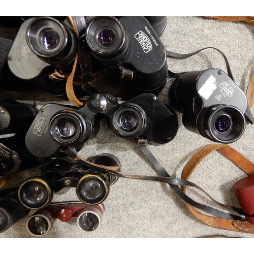 427 - A quantity of binoculars various makers and models Carl Zeiss, Taylor Hobson, Tento etc