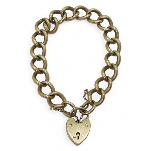 700 - A 9ct gold curb chain bracelet with a heart shaped clasp, length 18cm, weight 50.5cm