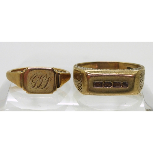 715 - Two 9ct gold signet rings, a retro example with prominent hallmarks to the front, size T1/2, togethe... 