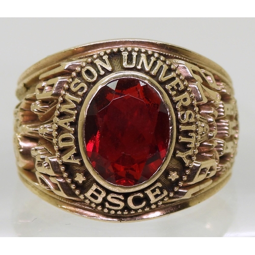 729 - A Suarez brand American college ring, for Adamson University BSCE, 1972, made in yellow metal and se... 